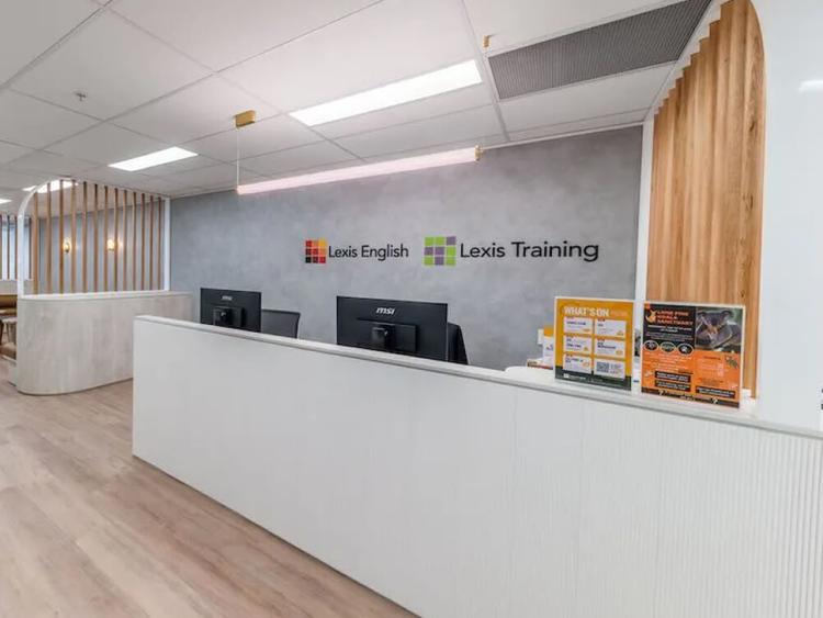 Lexis English Brisbaneの受付