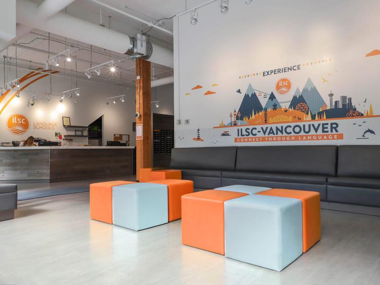 ILSC Vancouverのエントランス