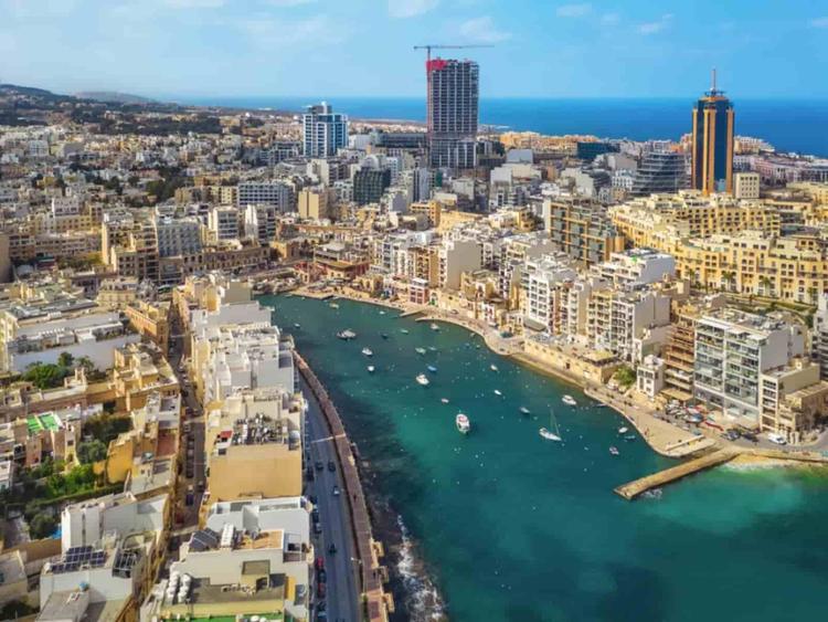 セントジュリアンズ語学学校一覧|新しい時代の留学