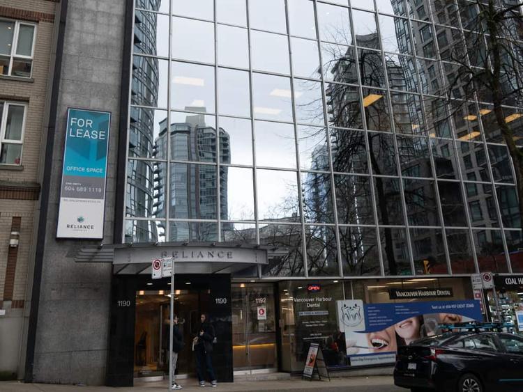 College of English Language｜キャンパスの外観