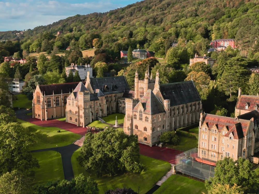 Maxtern College Malvern College|サマースクール|Malvern College | 新しい時代の留学