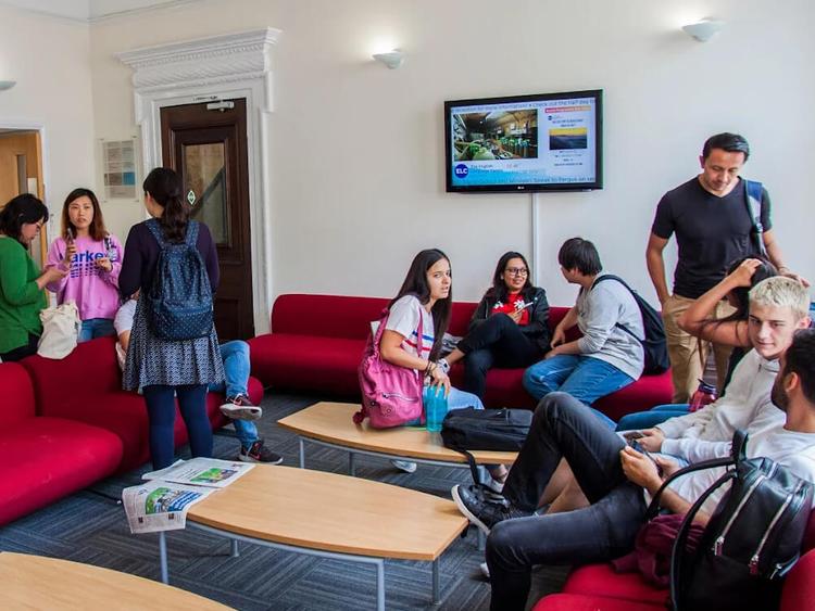 The English Language Centre Brightonの生徒