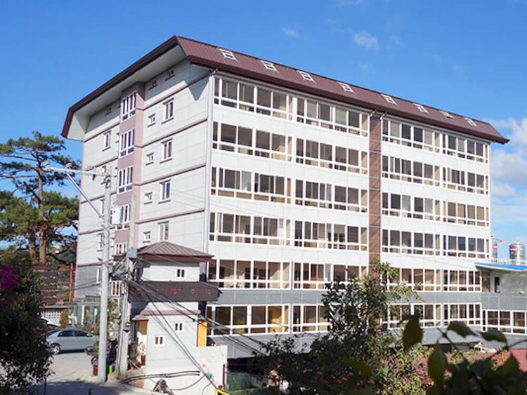 WALESの外観