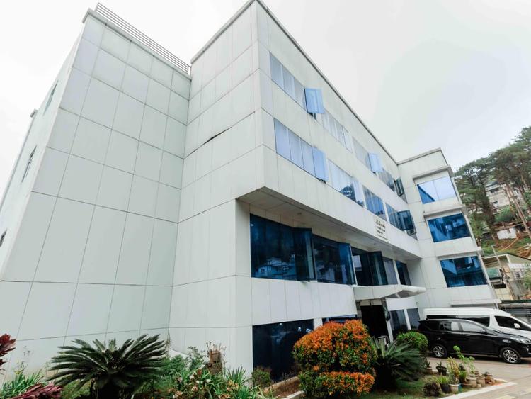 Pines International Academy IELTS Campusの外観