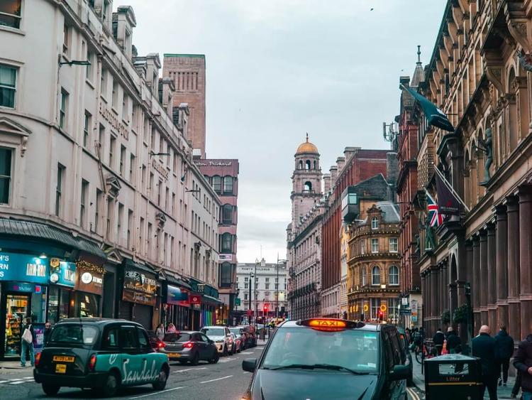 Atlas Language School Liverpool写真03