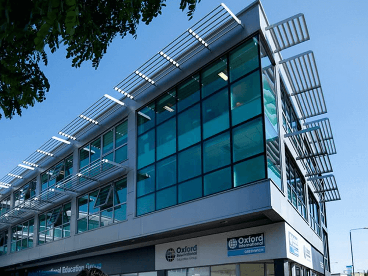 Oxford International London Greenwich外観