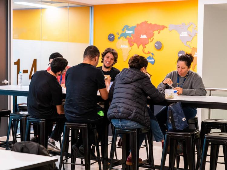 IH Brisbaneの生徒たち