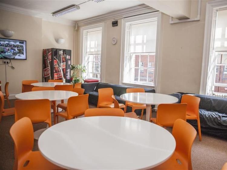 CES - Center English of Studies Leedsコモンルーム