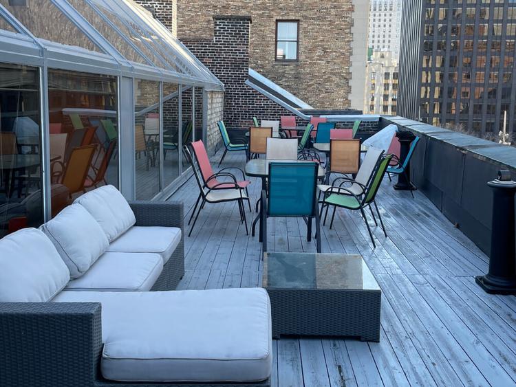 BLI Montrealのテラス