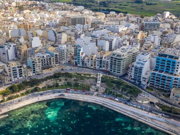 セントポールズベイ語学学校一覧|新しい時代の留学