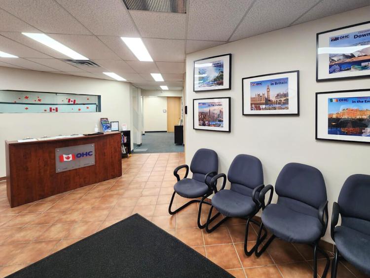 OHC Calgaryのエントランス