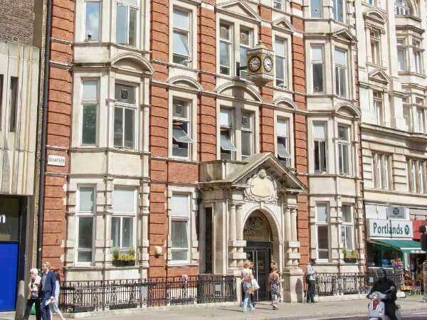 St Giles London Central|新しい時代の留学